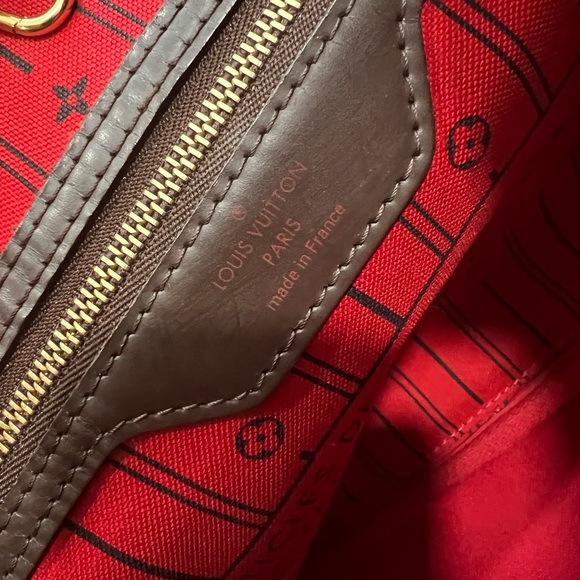 Louis Vuitton Neverfull Damier Ebene MM - Picture 8 of 12